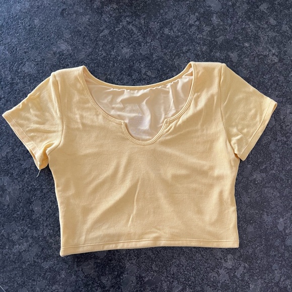 Yellow Ribbed Crop Top - Picture 3 of 5